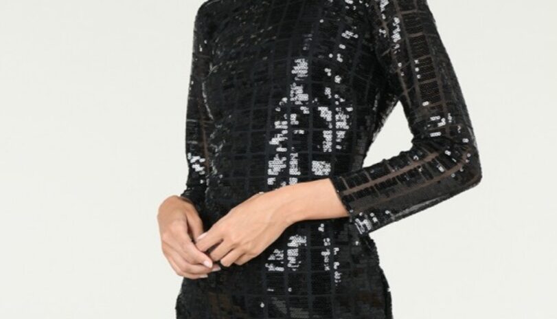 BACK V-NECK DRESS4